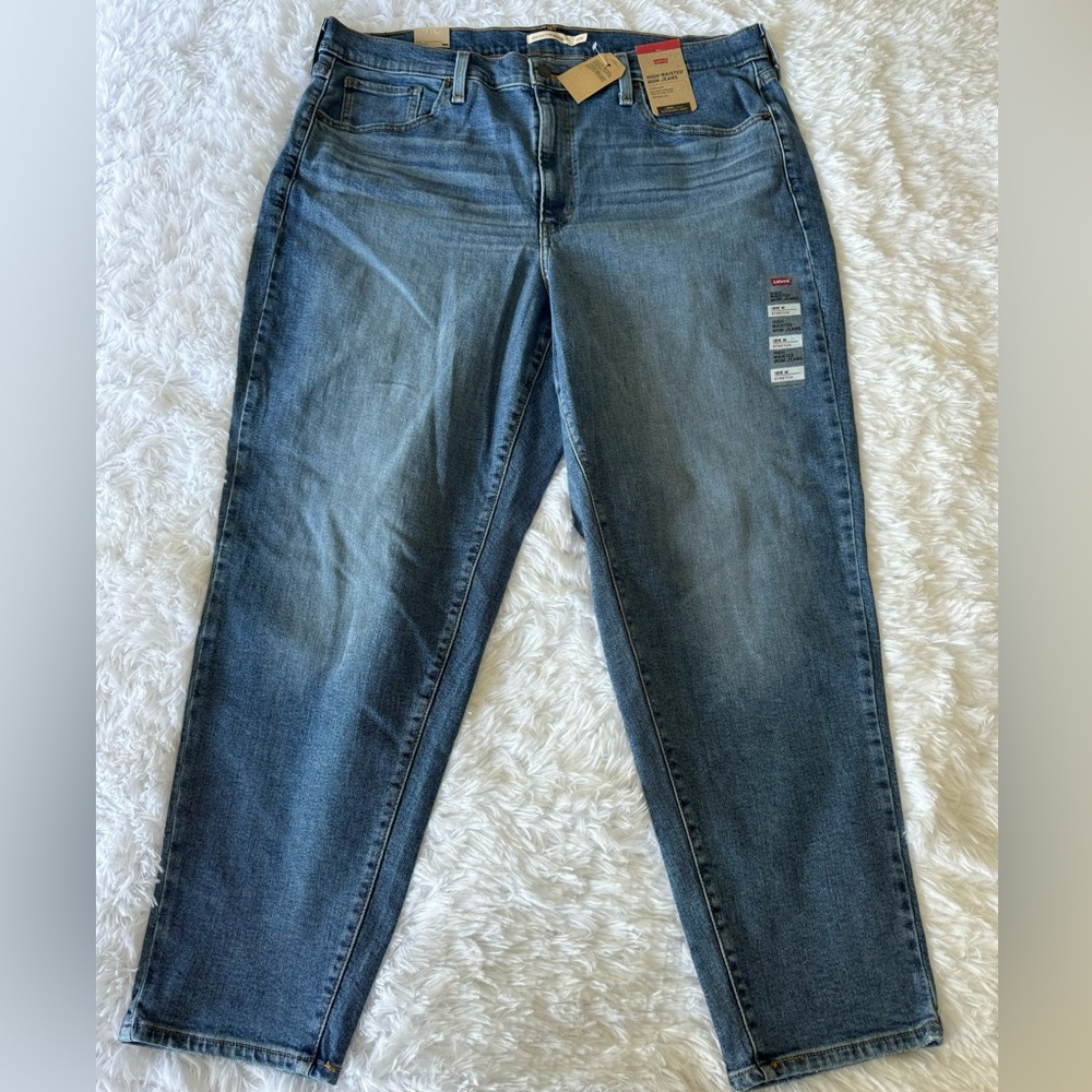 Levis Red‎ Tab Stretch Jeans High Waist Women’s 18W Relaxed Fit Tapered Leg NWT